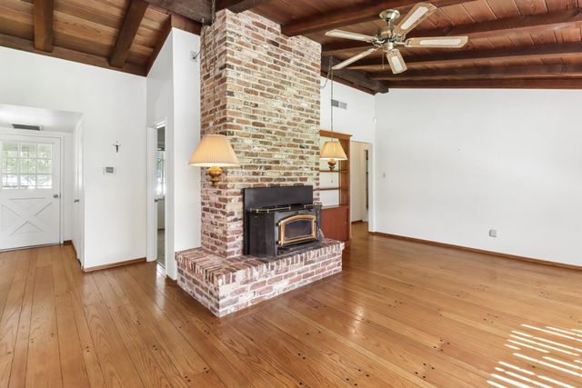 3245 Becerra Way, Sacramento, CA 95821