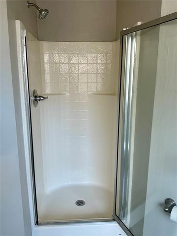 16000 Vicki Drive, Oklahoma City, OK 73170