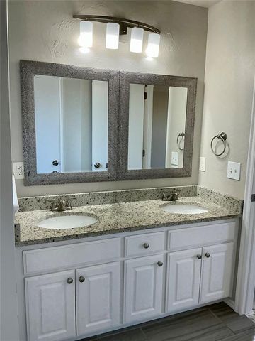 16000 Vicki Drive, Oklahoma City, OK 73170