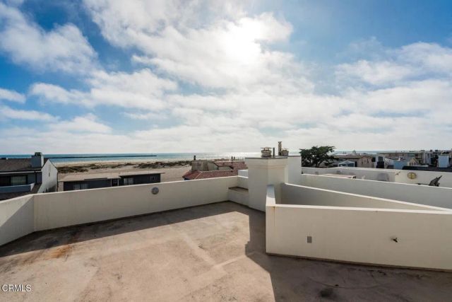 3300 Ocean Drive, Oxnard, CA 93035