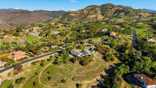 1524 Zutano Lane, Fallbrook, CA 92028