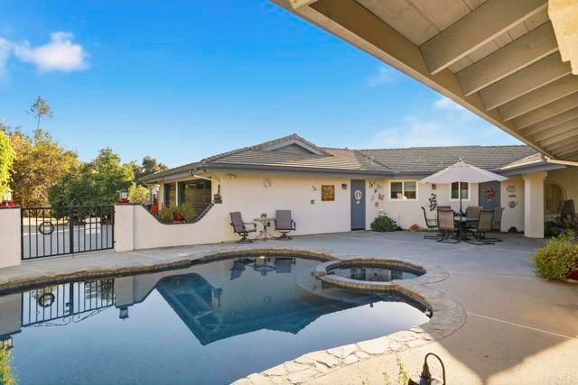 1524 Zutano Lane, Fallbrook, CA 92028