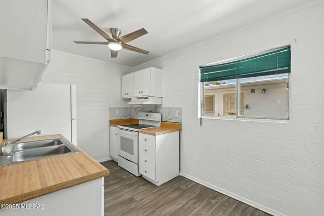 1470 S Palo Verde Ave Apt J213, Tucson, AZ 85713