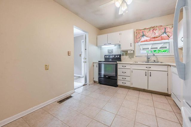 466 Sheridan Drive, Lexington, KY 40503