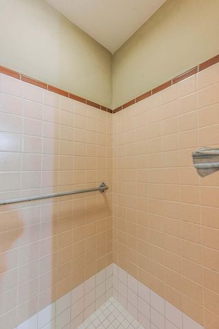 466 Sheridan Drive, Lexington, KY 40503