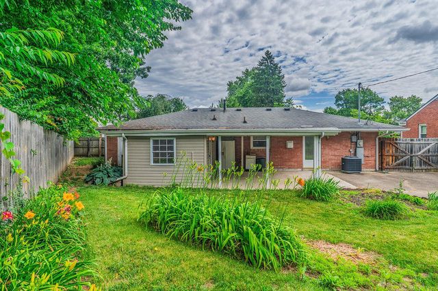 466 Sheridan Drive, Lexington, KY 40503