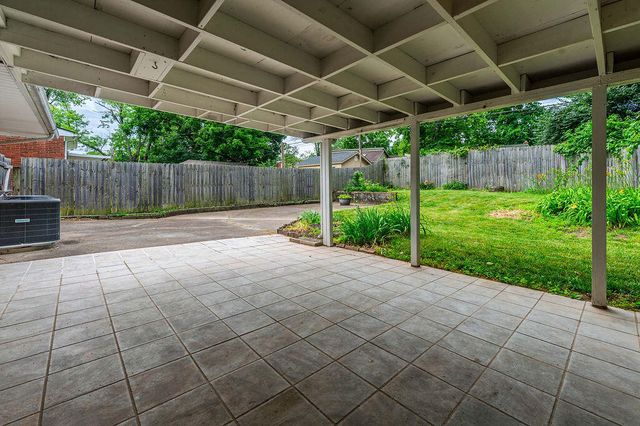 466 Sheridan Drive, Lexington, KY 40503