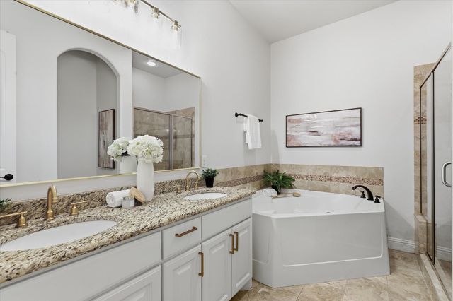 2600 Almanzor Avenue, Irving, TX 75062