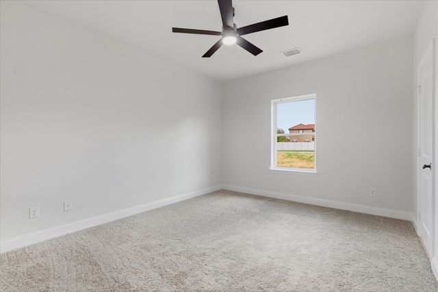 2600 Almanzor Avenue, Irving, TX 75062