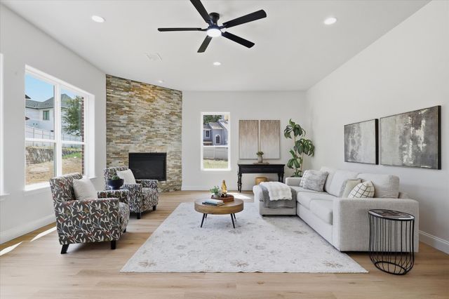 2600 Almanzor Avenue, Irving, TX 75062