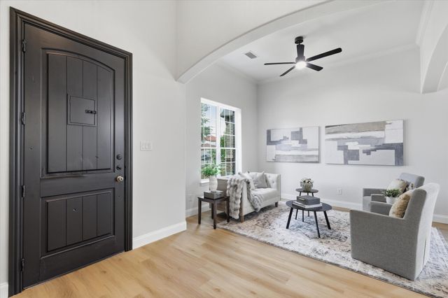 2600 Almanzor Avenue, Irving, TX 75062