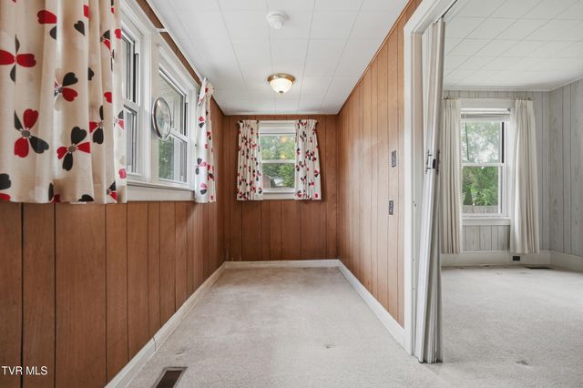 518 Carolina Avenue, Bristol, TN 37620