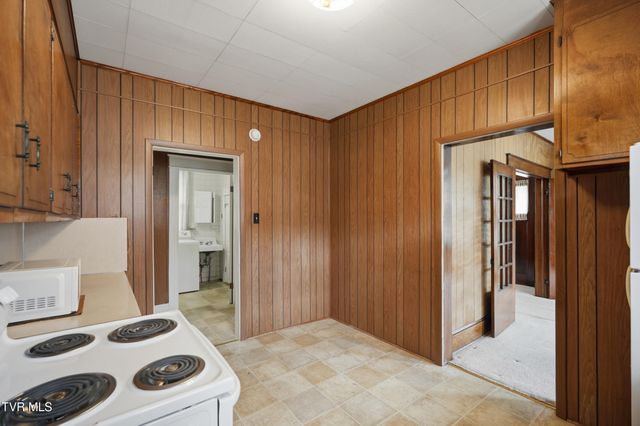 518 Carolina Avenue, Bristol, TN 37620