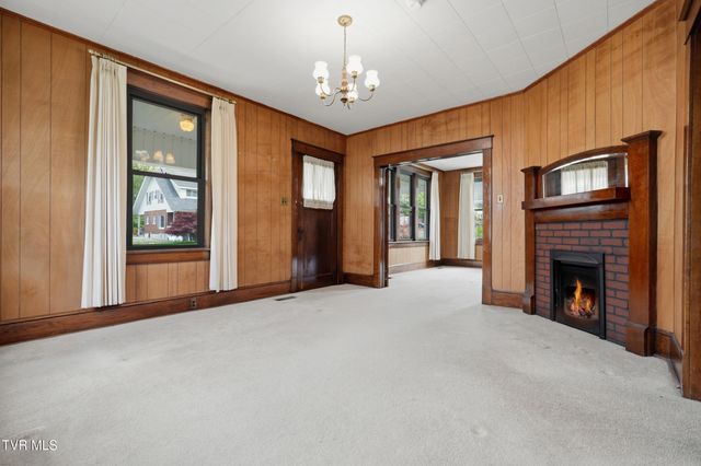518 Carolina Avenue, Bristol, TN 37620
