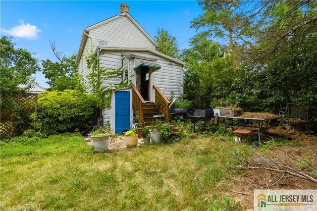 131 Jones Avenue, New Brunswick, NJ 08901