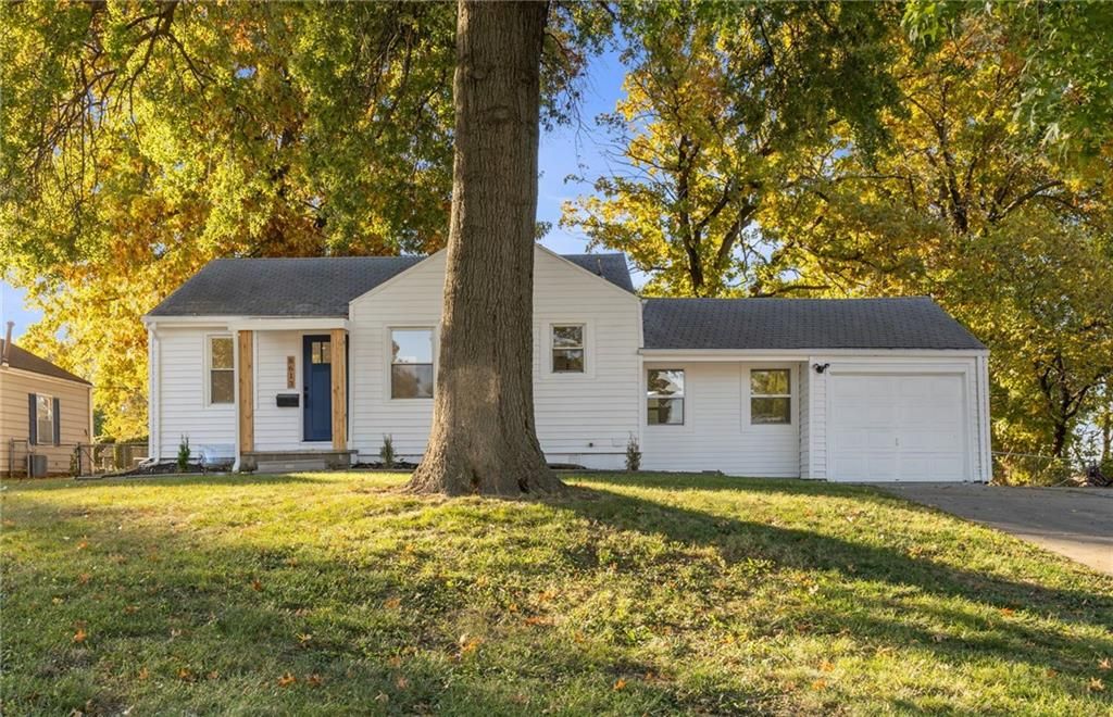 8613 W 54TH Terrace, Merriam, KS 66202