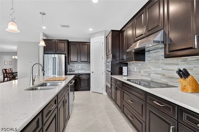 11279 Thurston Chase, Fort Myers, FL 33913