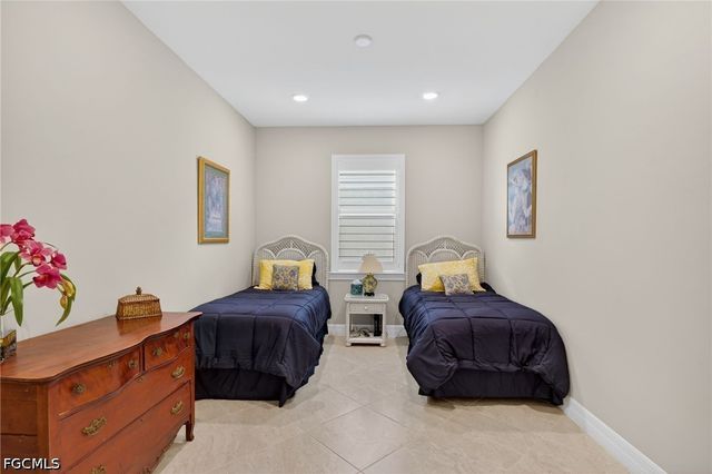 11279 Thurston Chase, Fort Myers, FL 33913