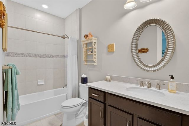 11279 Thurston Chase, Fort Myers, FL 33913