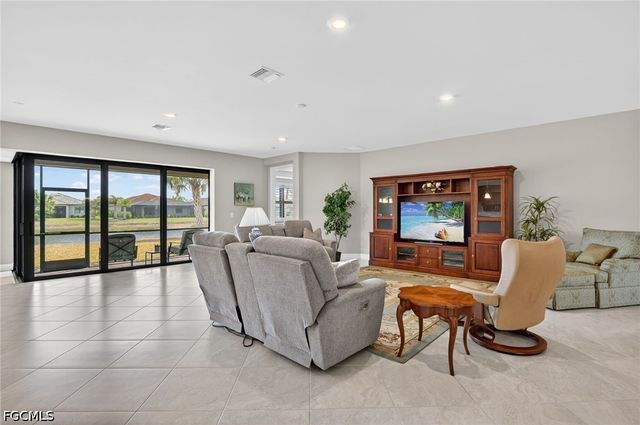 11279 Thurston Chase, Fort Myers, FL 33913