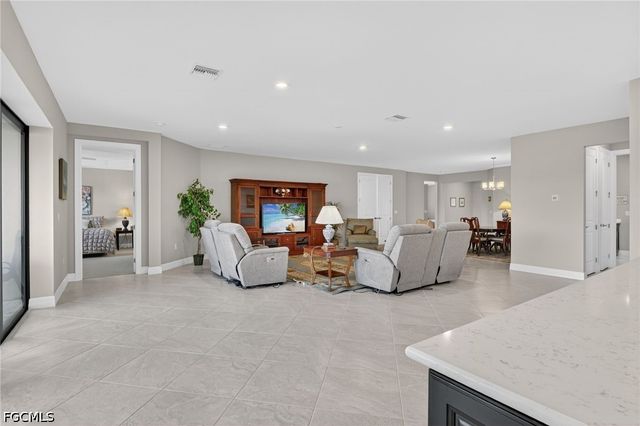 11279 Thurston Chase, Fort Myers, FL 33913