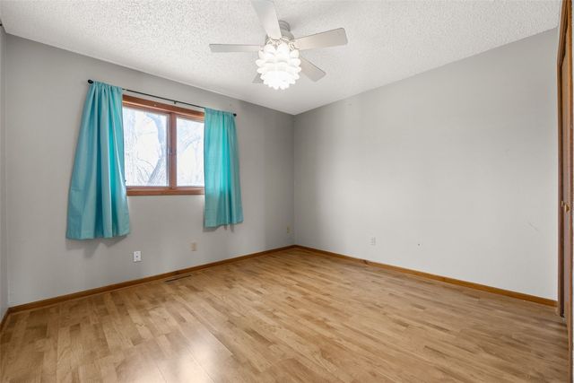 2326 Plaen View Drive, Iowa City, IA 52246