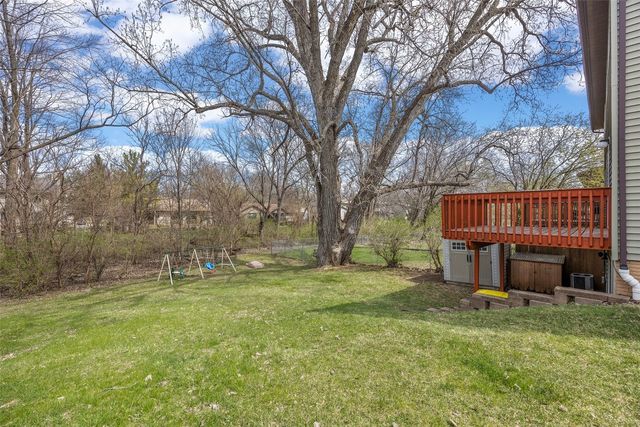 2326 Plaen View Drive, Iowa City, IA 52246