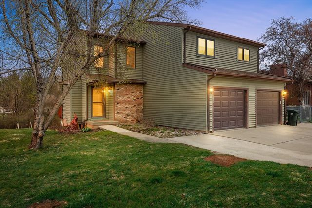 2326 Plaen View Drive, Iowa City, IA 52246
