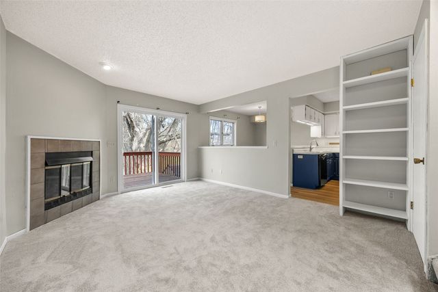 2326 Plaen View Drive, Iowa City, IA 52246