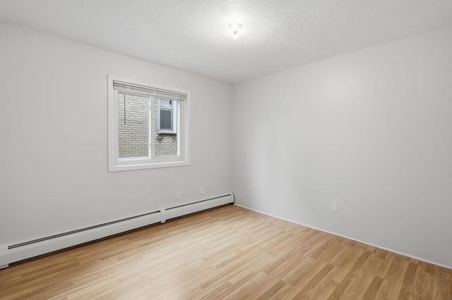 2616 Harriet Avenue 204, Minneapolis, MN 55408