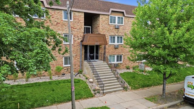 2616 Harriet Avenue 204, Minneapolis, MN 55408