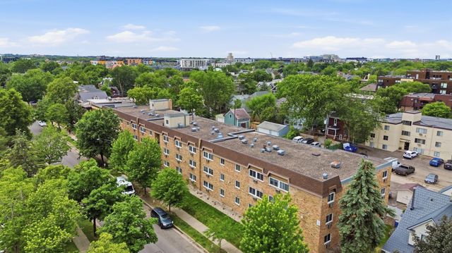 2616 Harriet Avenue 204, Minneapolis, MN 55408