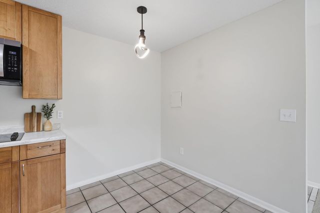 2616 Harriet Avenue 204, Minneapolis, MN 55408