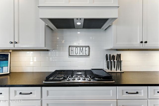 11608 Boston Ivy Lane, Knoxville, TN 37932