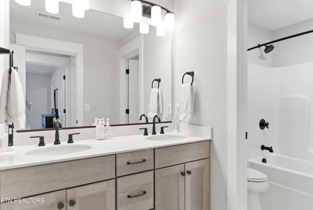 11608 Boston Ivy Lane, Knoxville, TN 37932