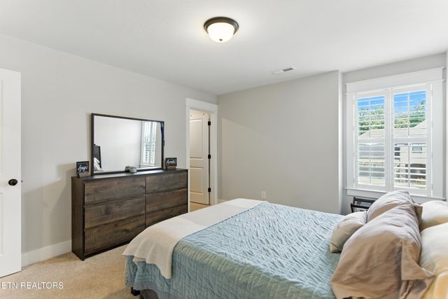 11608 Boston Ivy Lane, Knoxville, TN 37932