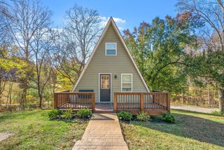 389 Harper Rd, Clarksville, TN 37043