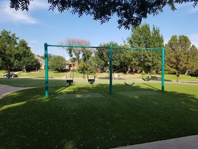 2105 Lavaca Trail, Carrollton, TX 75010