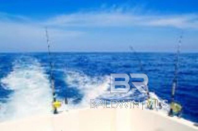 20050 E Oak Road, Gulf Shores, AL 36542