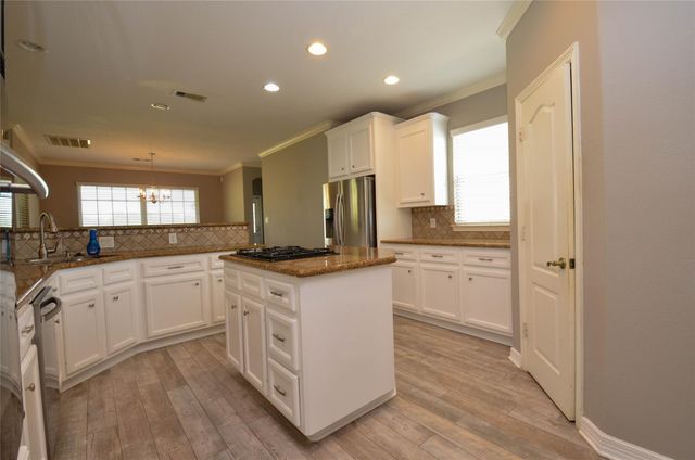 6125 Alleluia Trail, Manvel, TX 77578