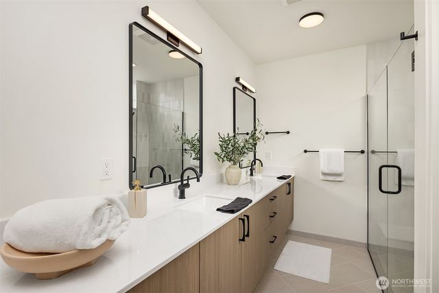 4408 1st Avenue NE, Seattle, WA 98105