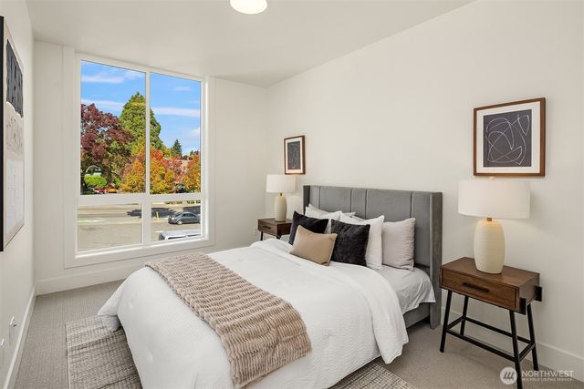 4408 1st Avenue NE, Seattle, WA 98105