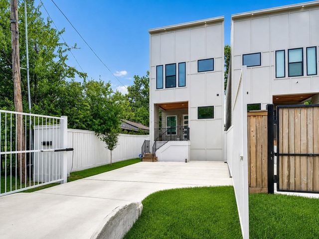 2208 Bleker Street, Houston, TX 77026