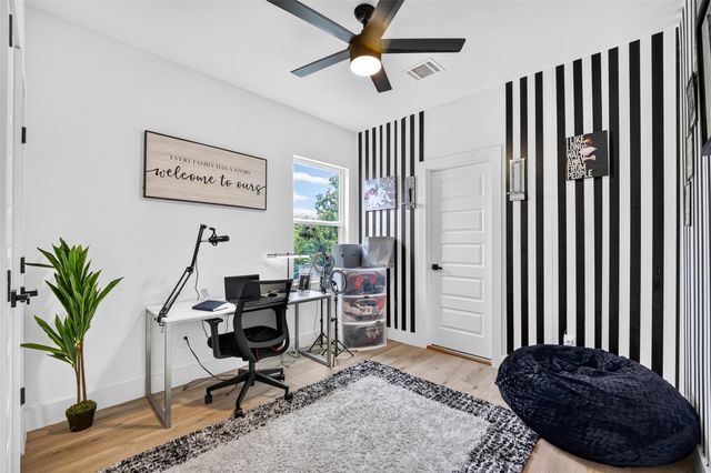 2208 Bleker Street, Houston, TX 77026
