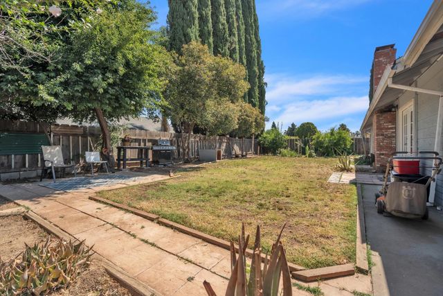 1545 Camino Del Oro, Yuba City, CA 95993