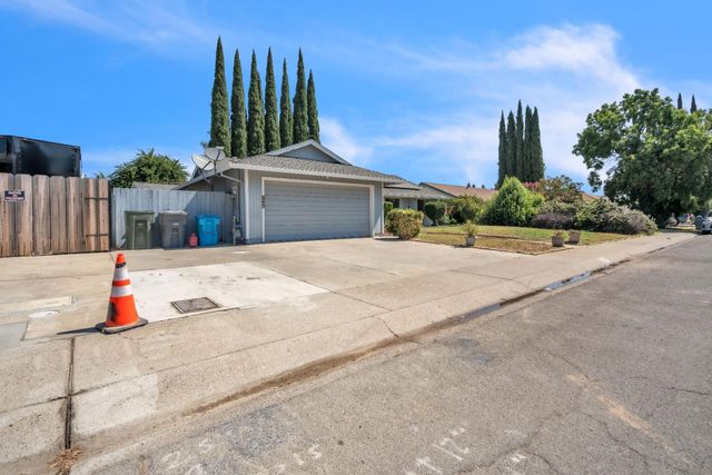 1545 Camino Del Oro, Yuba City, CA 95993