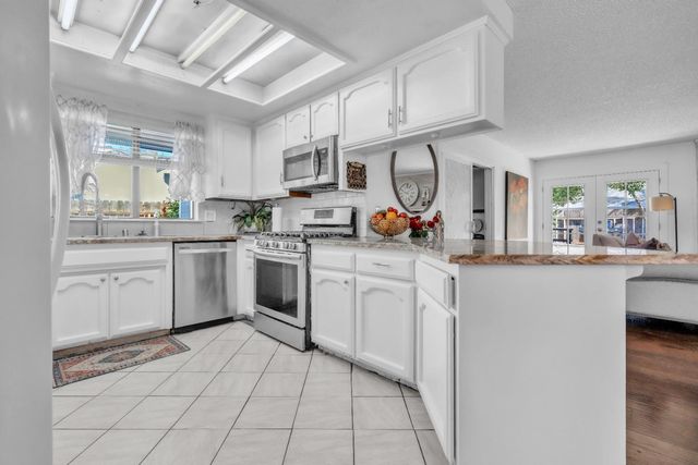 1545 Camino Del Oro, Yuba City, CA 95993