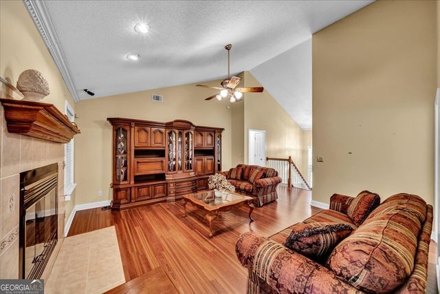 111 Red Oak Glen, Centerville, GA 31028