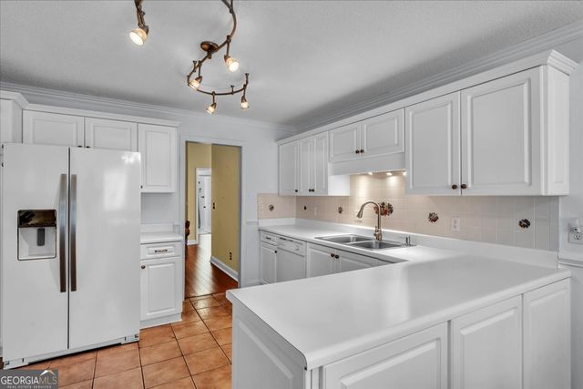 111 Red Oak Glen, Centerville, GA 31028