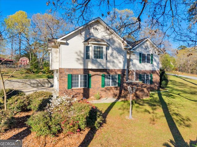 111 Red Oak Glen, Centerville, GA 31028